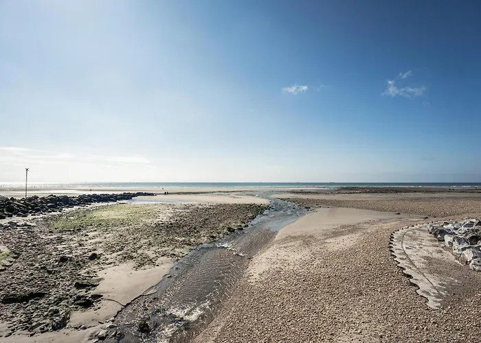 1 Bedroom Cozy In Lägenhet